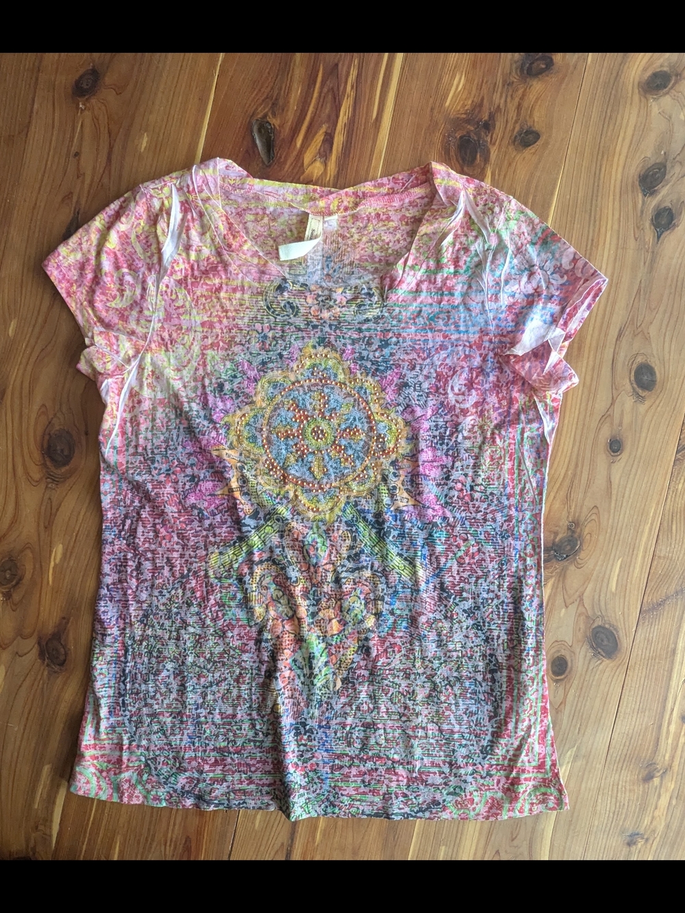 Susan Lawrence Pink Multicolor Dreamcatcher Short Sleeve Tee
